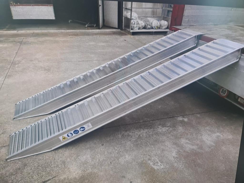Rampe en aluminium de 8,3 tonnes, Enlèvement