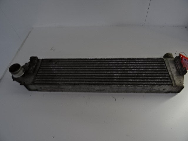 ECHANGEUR AIR Renault Megane II CC (EM) (01-2003/12-2010), Renault, Utilisé, Peter-Huppertz-Straße 5
51063  Köln, DE, Dialog.deutschland@renault.de