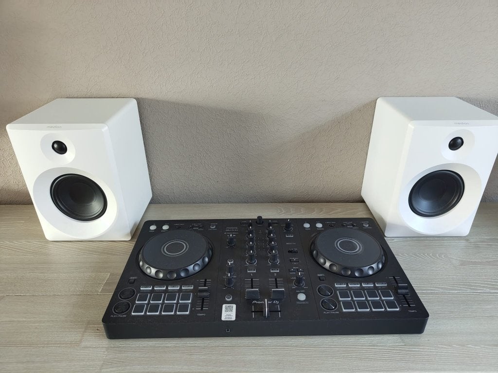 Pioneer DDJ-FLX4 + Medion speakers, Musique & Instruments, Enlèvement, Comme neuf, Platine, Pioneer