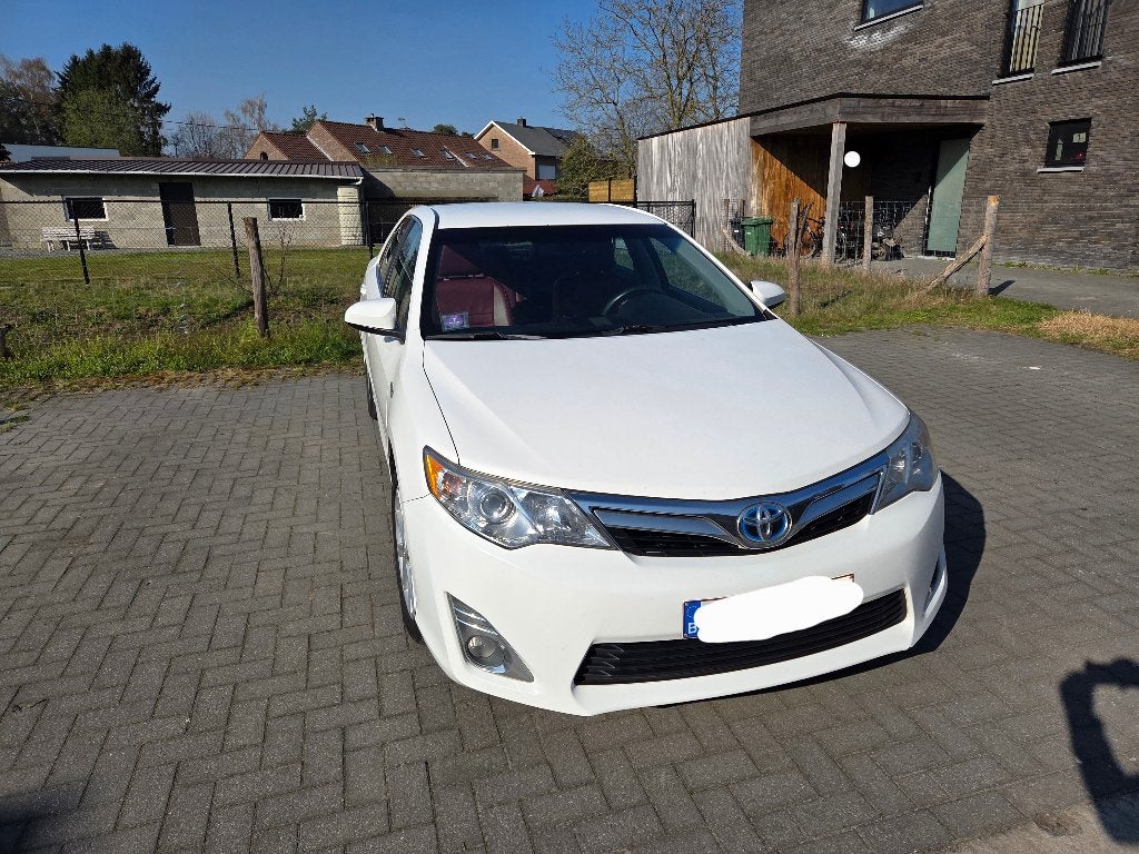 Toyota Camry XLE hybride 2013, Autos, Toyota, Particulier, Camry, ABS, Caméra de recul, Airbags, Air conditionné, Alarme, Climatisation automatique