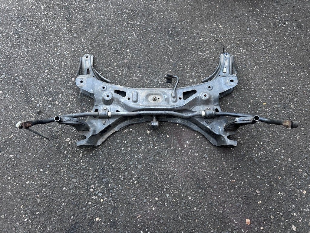 BERCEAU MOTEUR Suzuki Swift (ZC / ZD) (|4581052R00000|), Suzuki-Allee 7
64625  Bensheim, DE, Suzuki Deutschland GmbH, Kontakt@suzuki.de