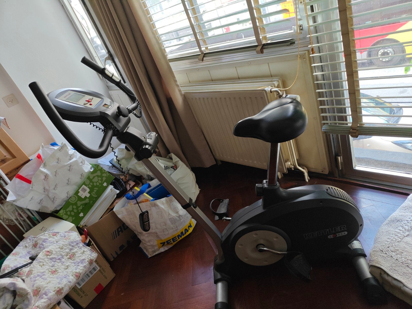 Vélo appartement, Enlèvement