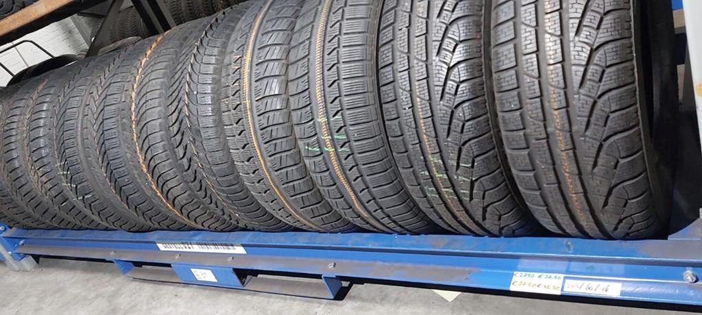 205/60/16 Winterbanden diverse A-merken 6+mm vanaf €40 p st., Auto-onderdelen, Banden en Velgen, Band(en), Winterbanden, 16 inch