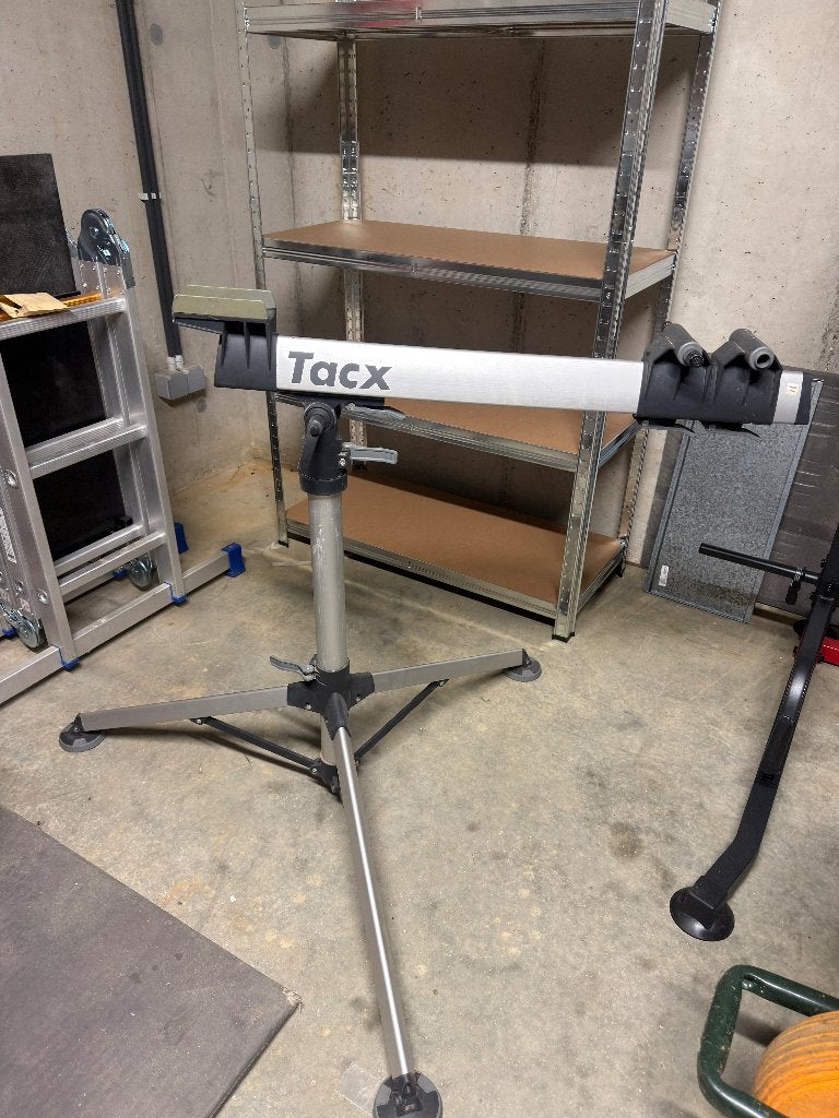 Tacx spider montagestandaard, Fietsen en Brommers, Ophalen, Gebruikt, Gereedschapsset