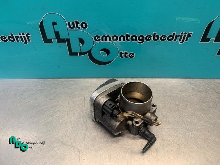 Boîtier accélérateur d'un Renault Megane (Megane 2 02-), Renault, -, 3 mois de garantie, Utilisé
