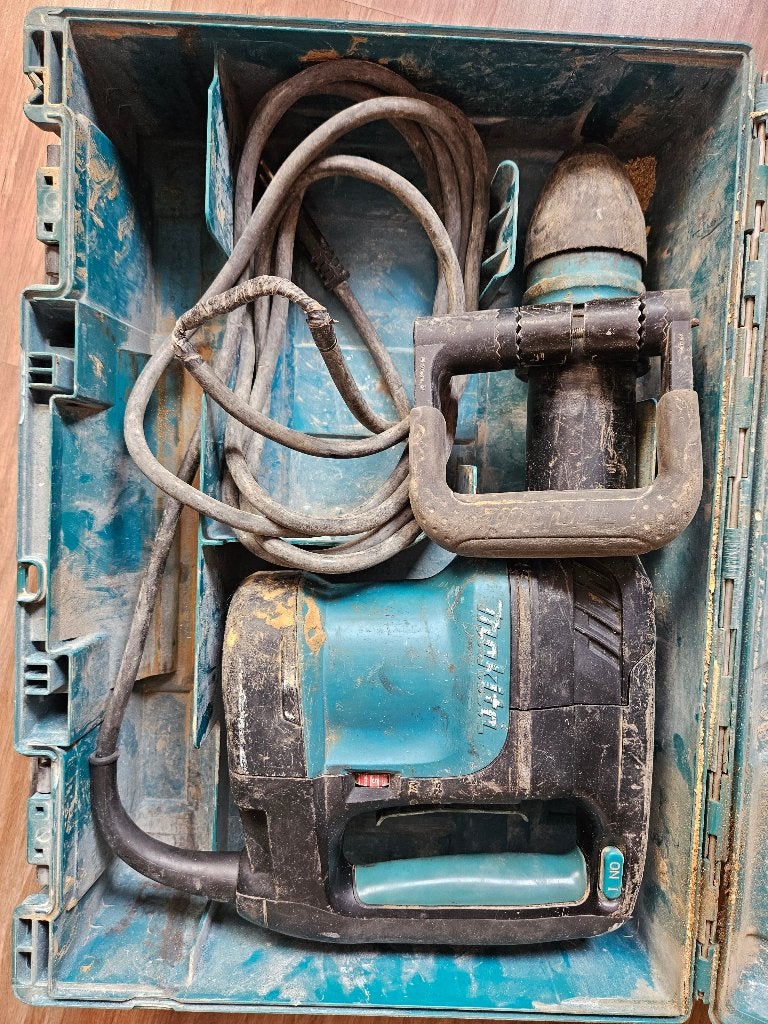 Marteau de démolition Makita SDS-Max avec étui, Bricolage & Construction, 600 watts ou plus, Enlèvement, Utilisé, Mécanisme de percussion