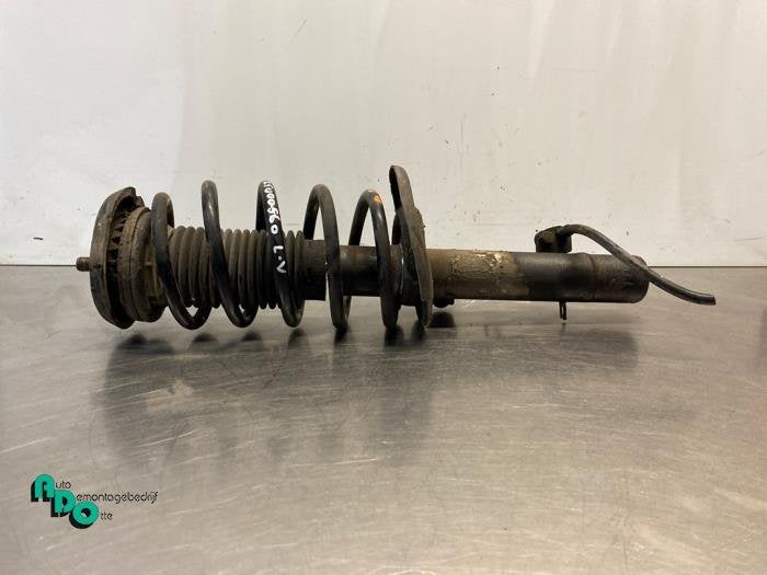 Schokdemperpoot links-voor van een Peugeot 207 (207 06-), Auto-onderdelen, Gebruikt, -, -, Ophalen of Verzenden