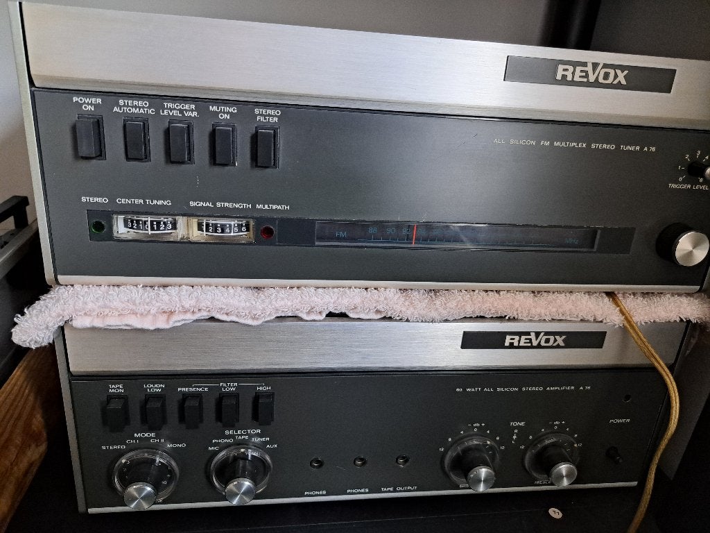Mooie Revox versterker en tunercombinatie, Audio, Tv en Foto, Versterkers en Ontvangers, Ophalen, Gebruikt, Stereo, 60 tot 120 watt