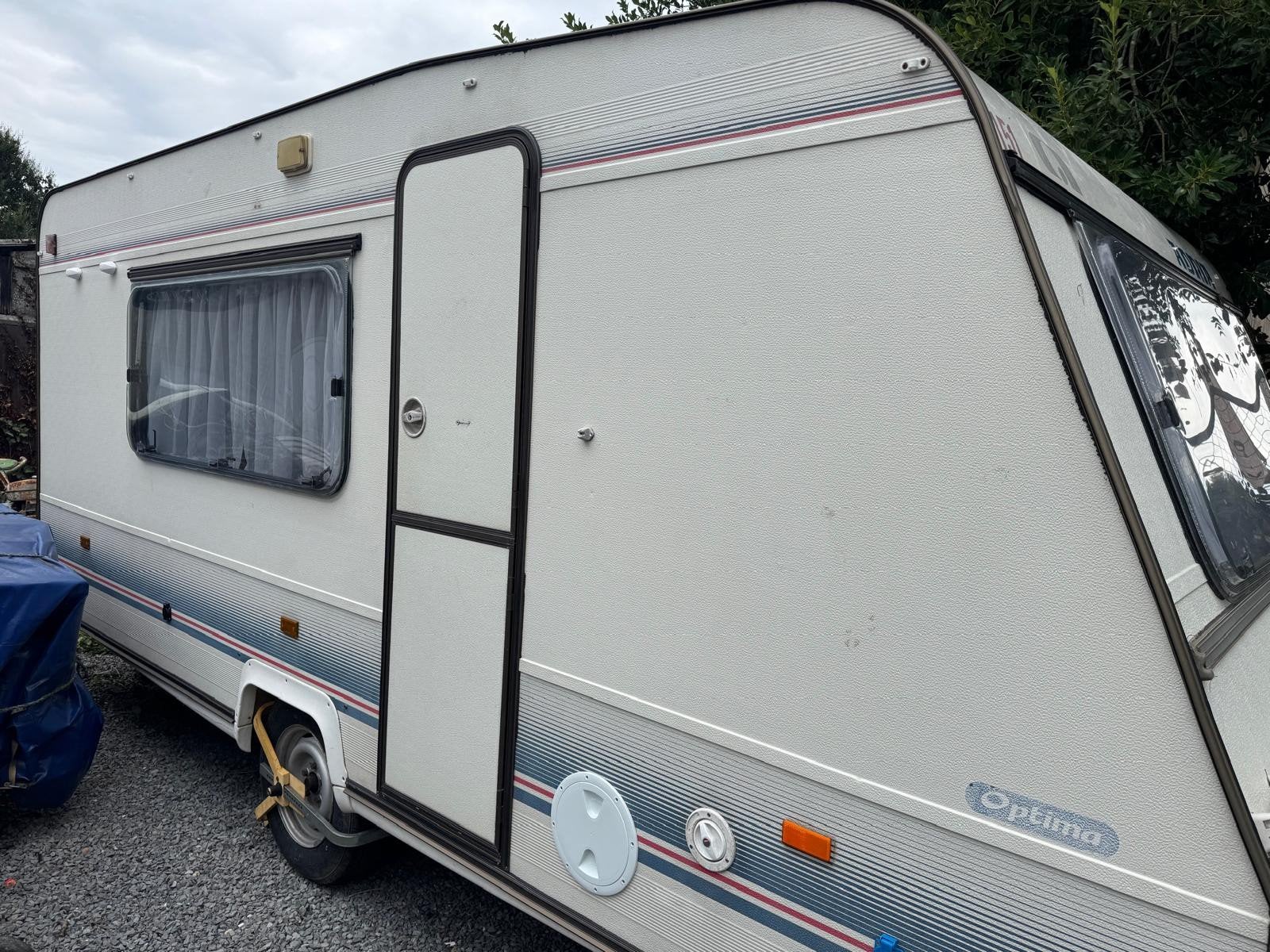 Adria met stapelbed, Caravans en Kamperen, Particulier, Adria, Stapelbed