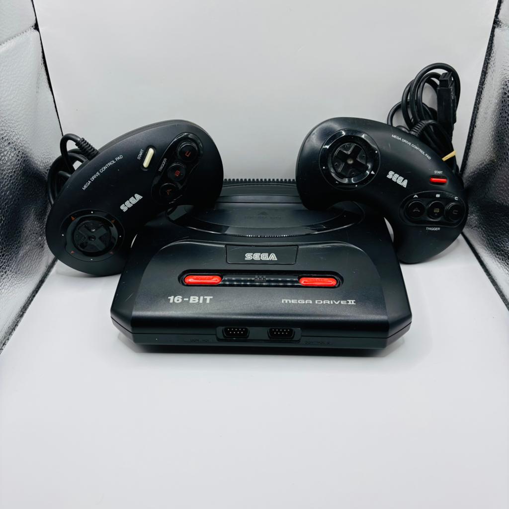 Console Sega Mega Drive II, Enlèvement ou Envoi, Comme neuf, Avec 2 manettes, Mega Drive