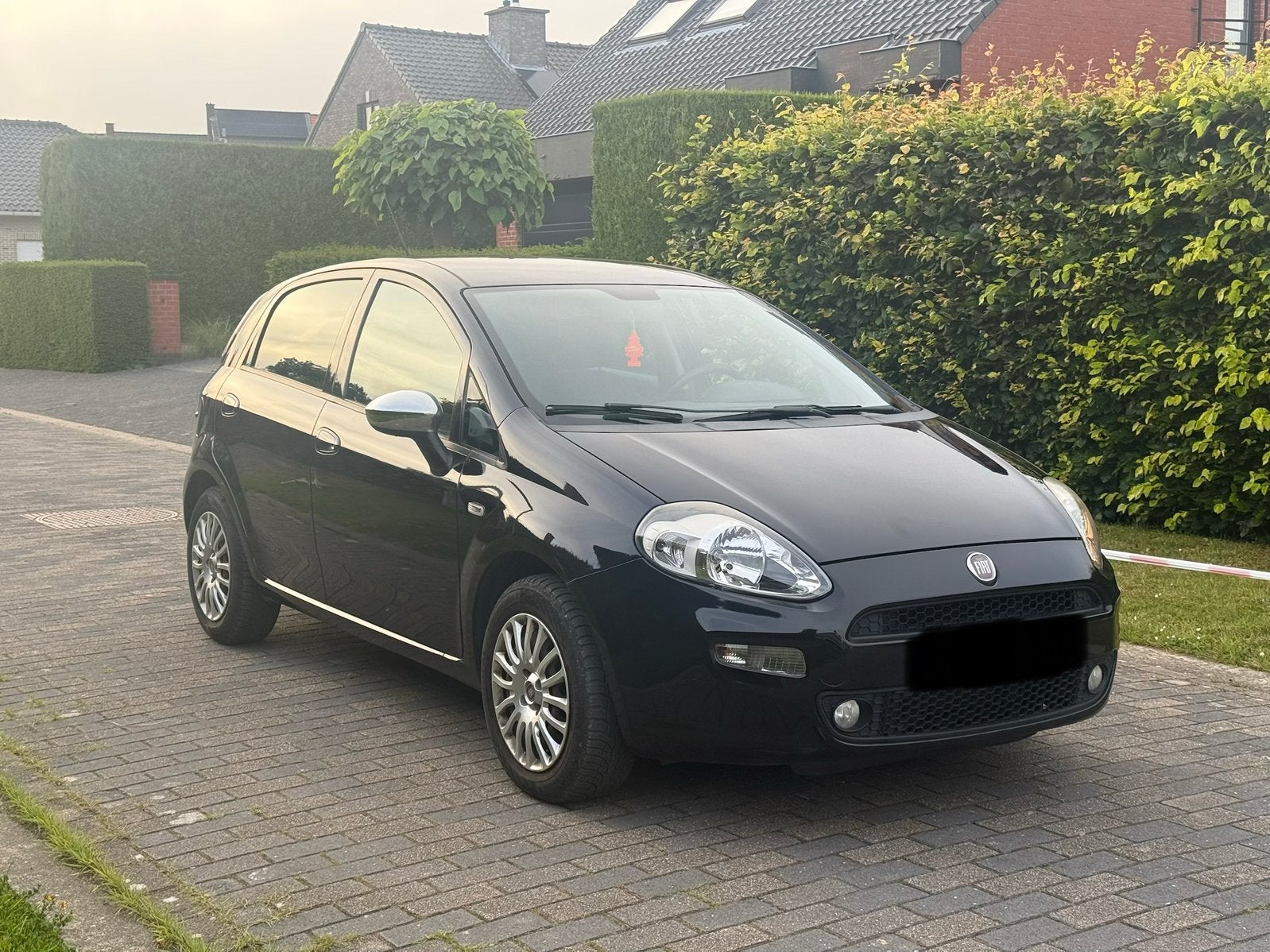Fiat punto 1.2 benzine euro6b 2015 gekeurd roze p, Autos, Fiat, Euro 6, 5 portes, Particulier, Tissu