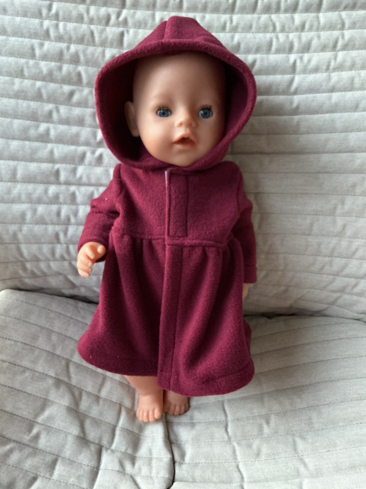 209. Babyborn: Nieuw Bordeaux manteltje, Kinderen en Baby's, Ophalen of Verzenden, Nieuw, Babypop