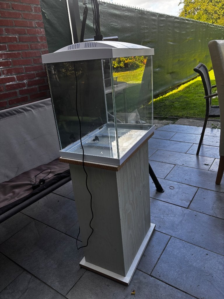 Aquarium, Enlèvement, Couvercle inclus, Utilisé, Meuble d'aquarium