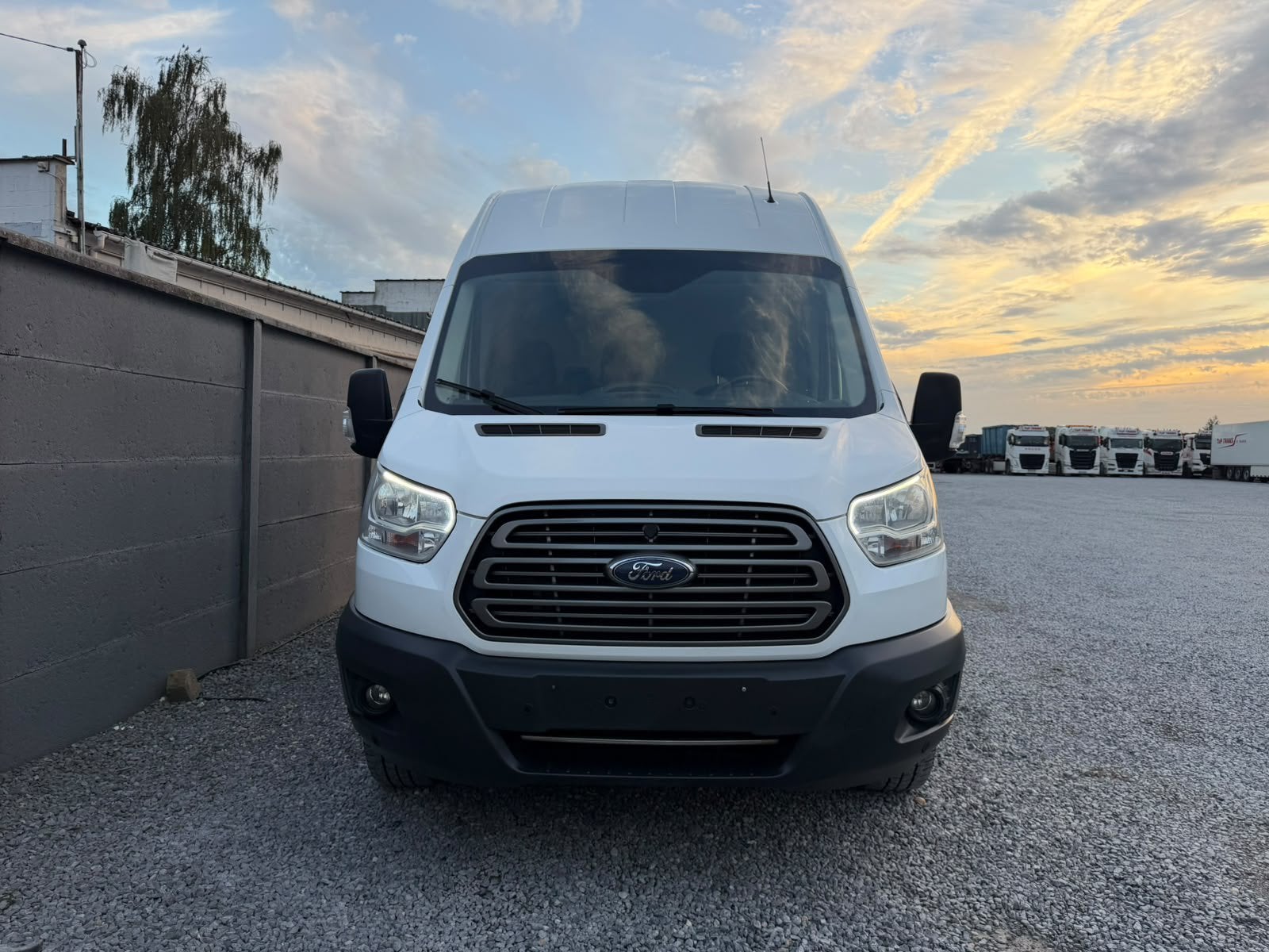Ford Transit | L2H3 | RWD | Euro6B | 2.8T | 3zit | GARANTIE, Auto's, Dealer onderhouden, 4 cilinders, 2800 kg, Bedrijf