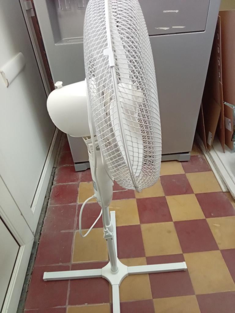 Ventilator, Enlèvement, Utilisé, Ventilateur de trépied
