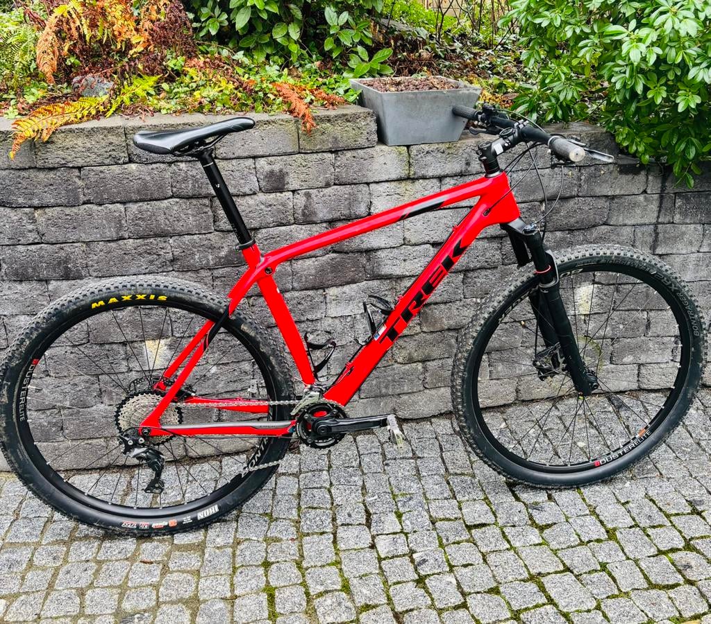 Trek Procaliber Red, Ophalen, Carbon