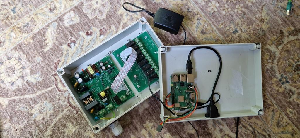 Raspberry Pi3 model B+ met relaiskaart, Ophalen of Verzenden