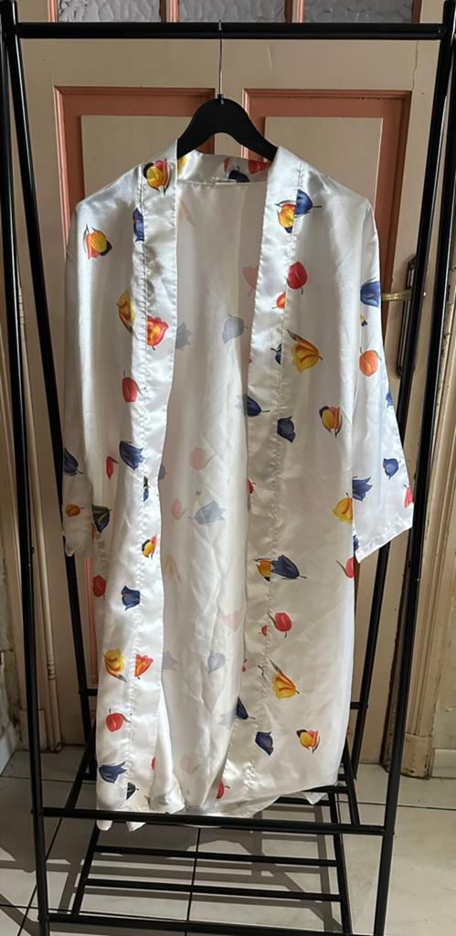 Peignoir fleuri, Vêtements | Femmes, Homewear, Enlèvement, Comme neuf, Taille 38/40 (M), Autres couleurs