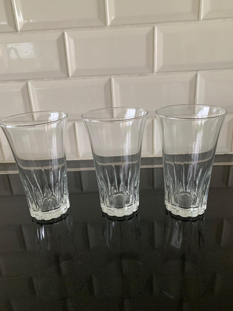 3 waterglazen, Ophalen, Zo goed als nieuw