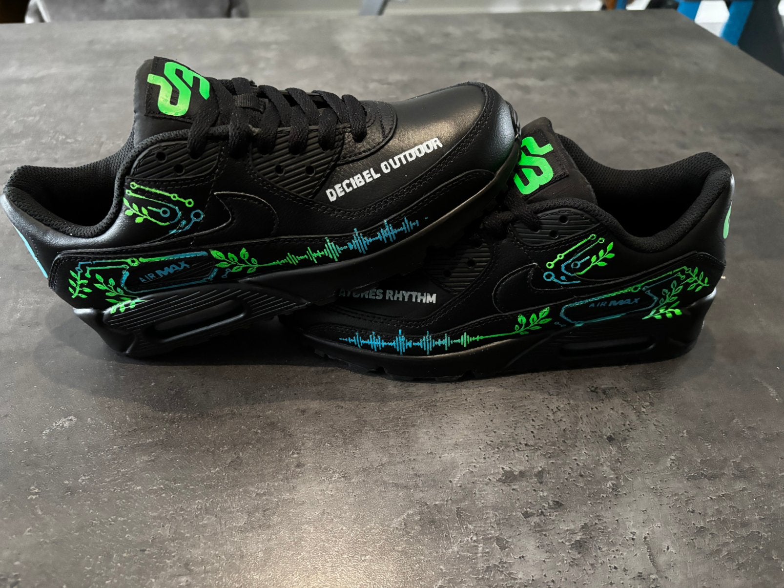 Decibel nike air max 90, Kleding | Heren, Overige kleuren, Nieuw, Ophalen of Verzenden, Sneakers