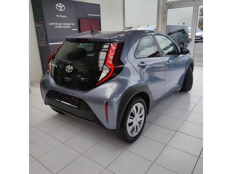 Toyota Aygo play AUTOMATIQUE 200 km!!!!, Auto's, Toyota, Automaat, Euro 6, 72 pk, 5 deurs