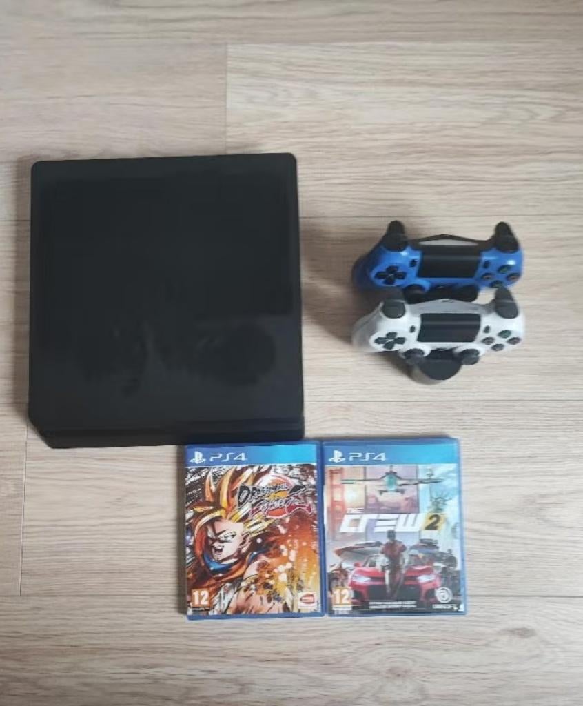 PS4 Slim, Laadstation, 2 Controllers + 2 Spelletjes, Ophalen, Met 2 controllers, Slim, 500 GB