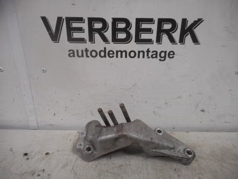 VERSNELLINGSBAKSTEUN LINKS Volvo V40 (VW) (30814383ak7), Gebruikt, Info@volvocars.com, Ophalen of Verzenden, Volvo