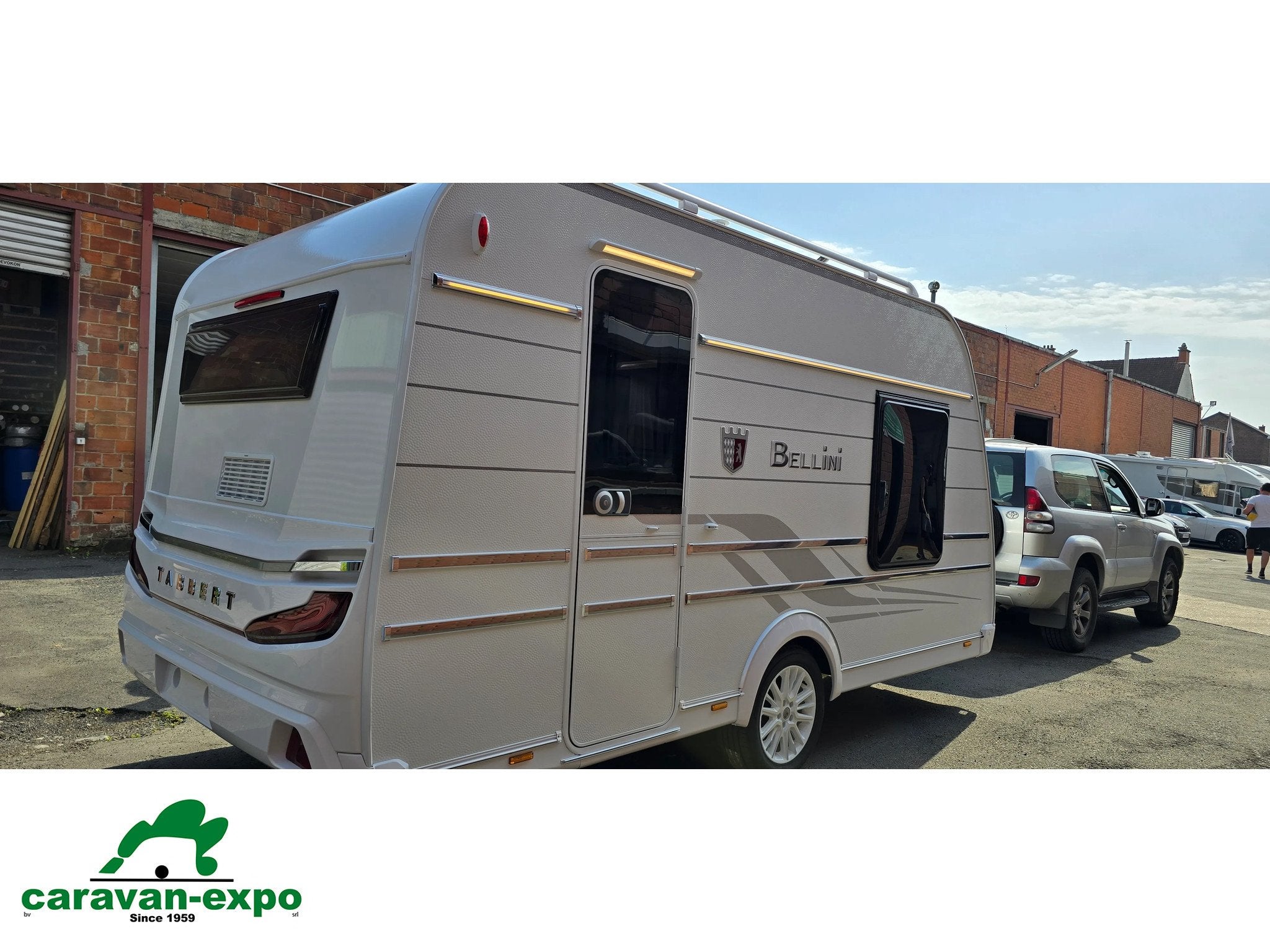 TABBERT BELLINI 390 FHD/F 2026, Caravanes & Camping, Jusqu'à 4, Tabbert, 1000 - 1250 kg, 4 à 5 mètres