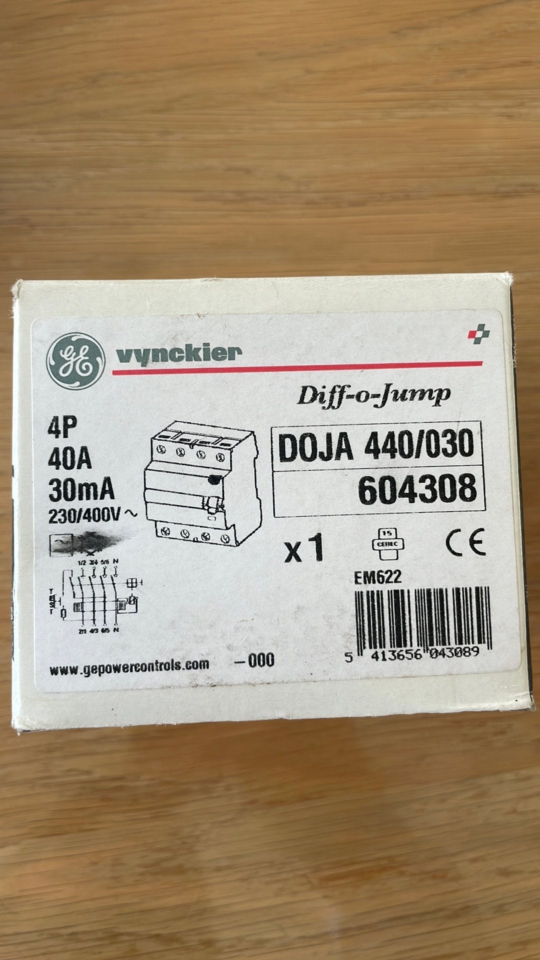 Vynckier diffirentieel schakelaar diff 4P 40A 30mA type A, Enlèvement, Neuf, Interrupteur