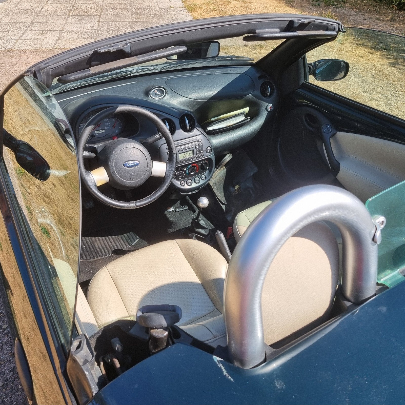 Ford streetKa 1.6 benzine 2004, blanco gekeurd carpass, Auto's, Bedrijf, Te koop