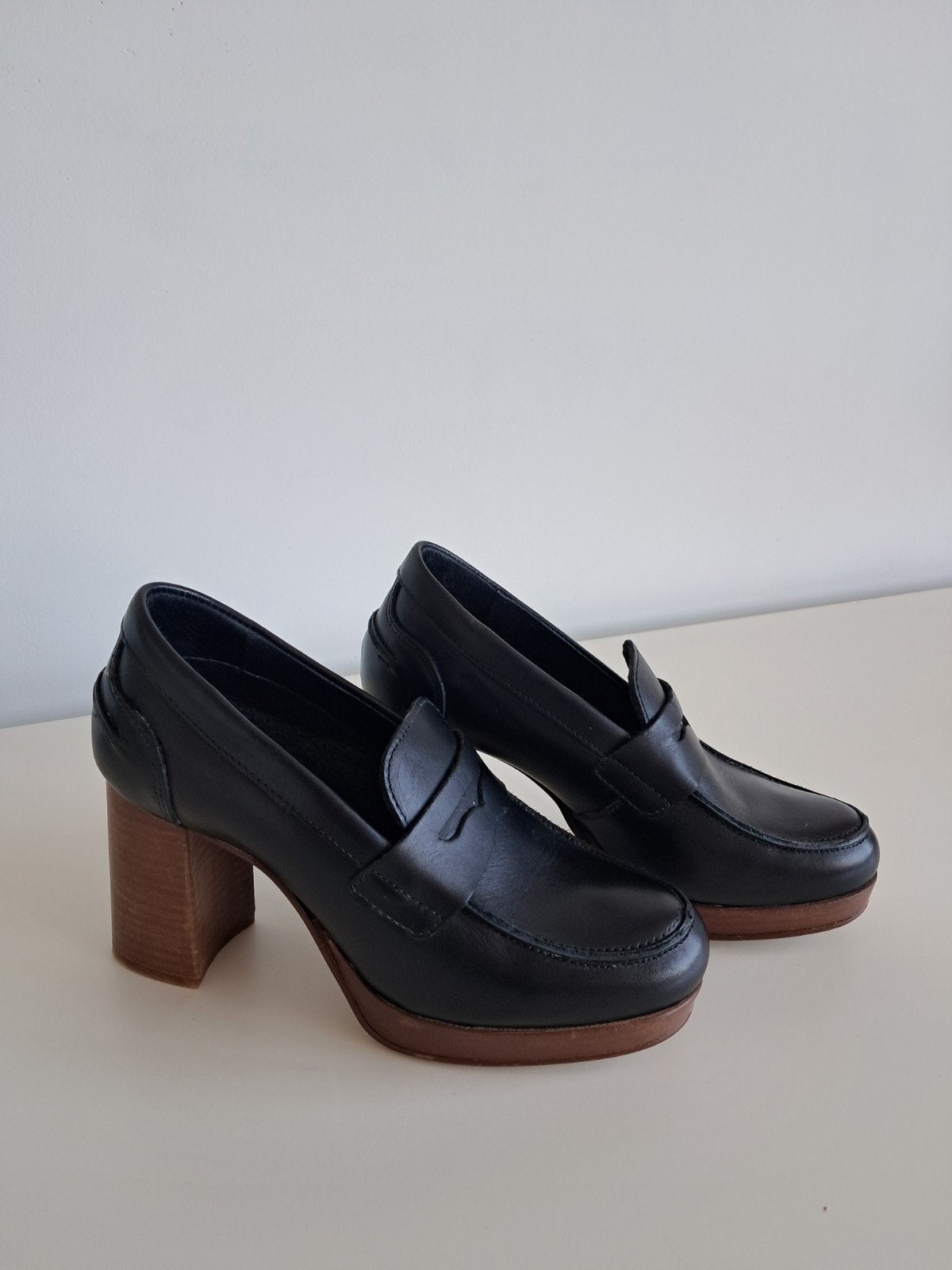 Zwarte leren pump met hoge hak, Ophalen, Tango, Pumps, Zwart
