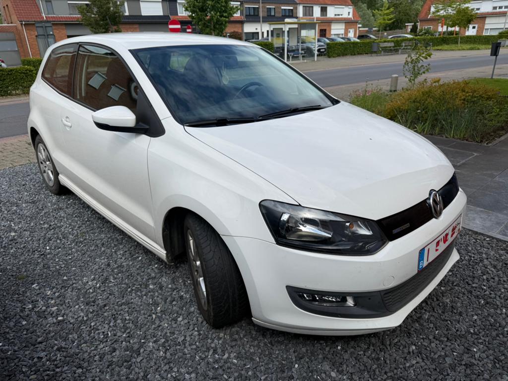 Volkswagen Polo 1.2 TDI - Model 6R - 2010, Auto's, Euro 5, 1199 cc, Wit, Dealer onderhouden