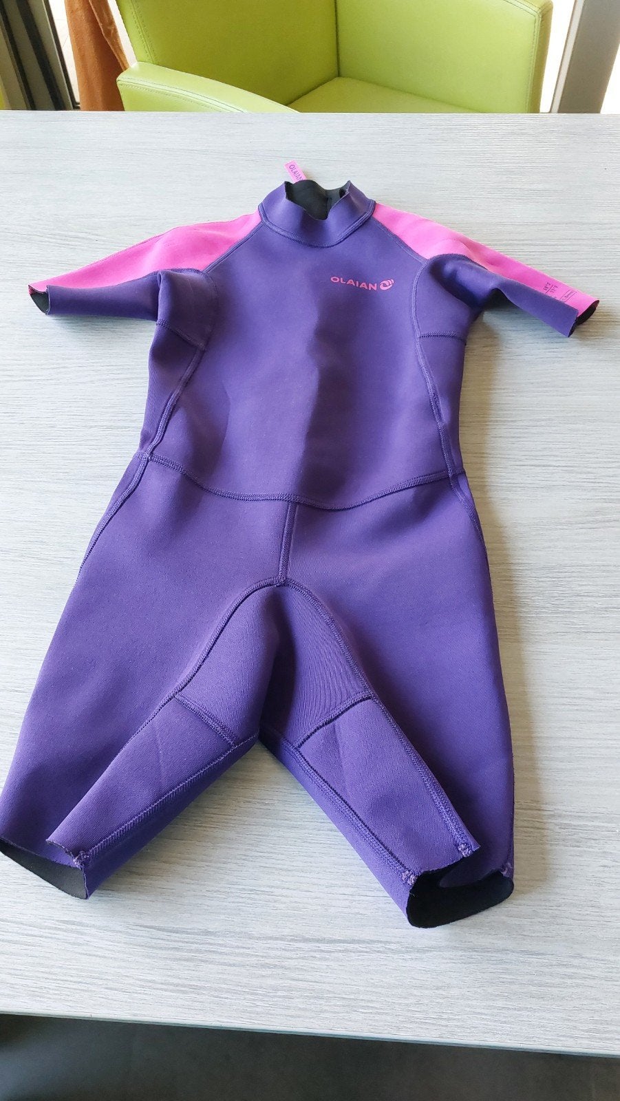 surfpak  meisje 8 jaar, Enfants & Bébés, Vêtements enfant | Taille 128, Olaian, Enlèvement ou Envoi, Comme neuf, Vêtements de sport ou Maillots de bain