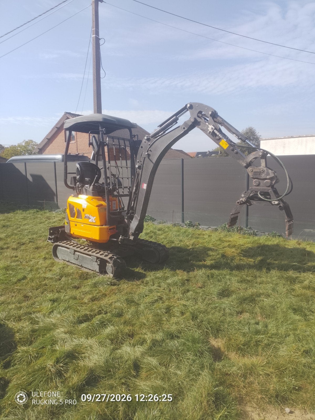 mini pelle 2T  rhino xn20, Articles professionnels, Enlèvement ou Envoi