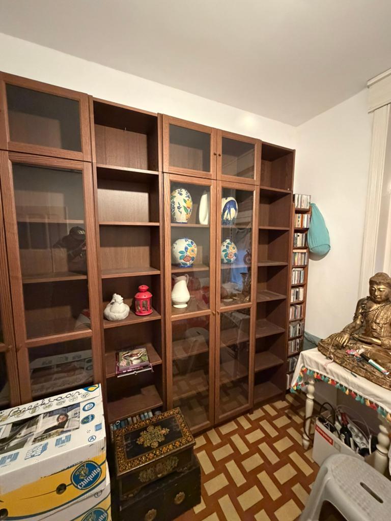 Boekenkast (3 x vitrine kast en 2 x open kast), Ophalen, Gebruikt