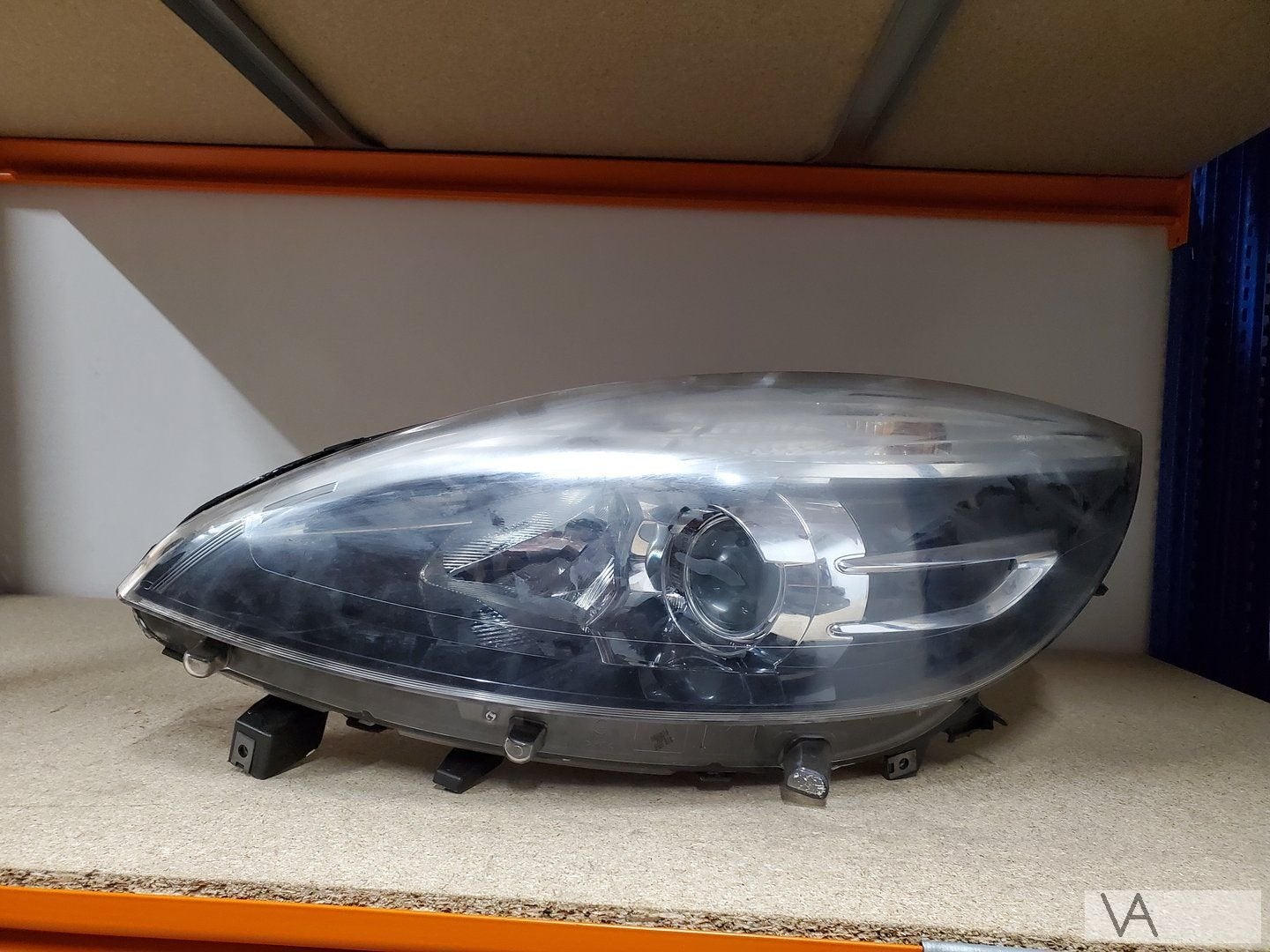 Renault Scenic 3 facelift koplamp links 2012 - 2015 poetsen, Gebruikt, -, Renault, -