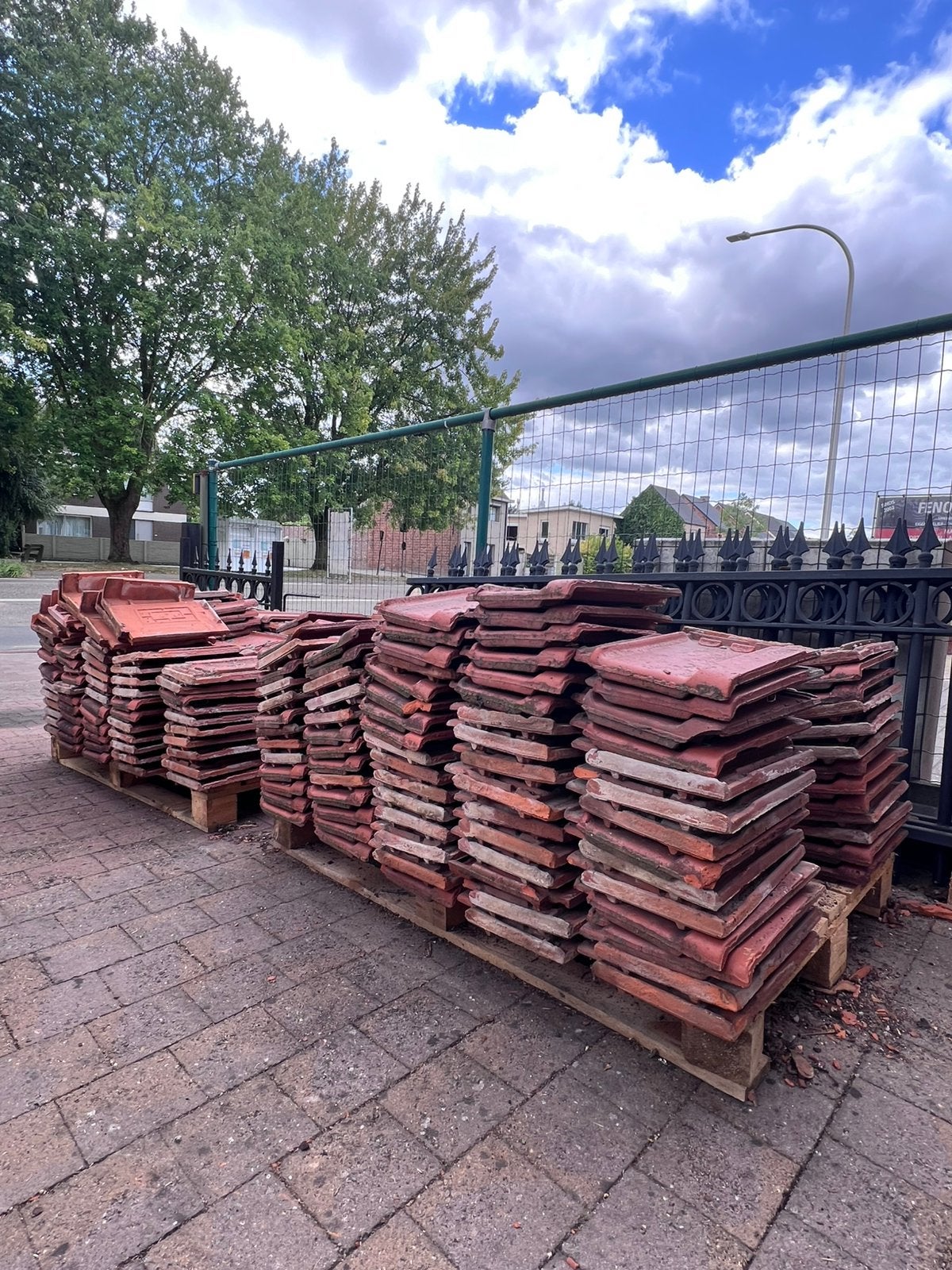 Gratis Dakpannen 20m2, Doe-het-zelf en Bouw, Dakpannen en Dakbedekking, Ophalen, Zo goed als nieuw, Dakpannen