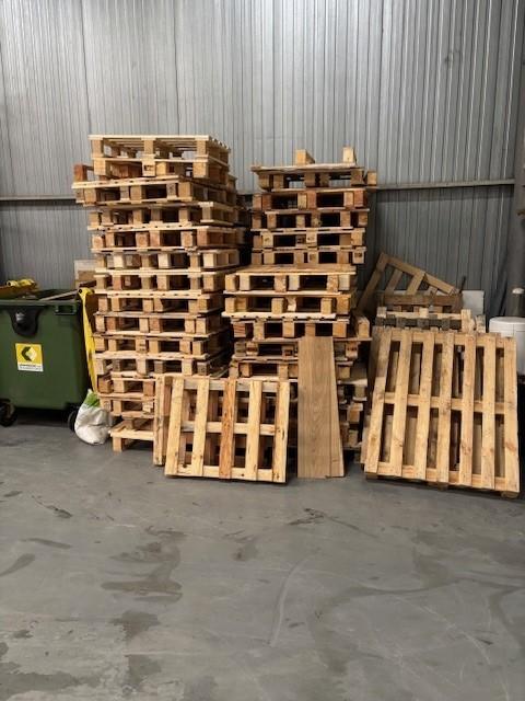 gratis palletten af te halen, Ophalen, Zo goed als nieuw, Hout, Tuinset