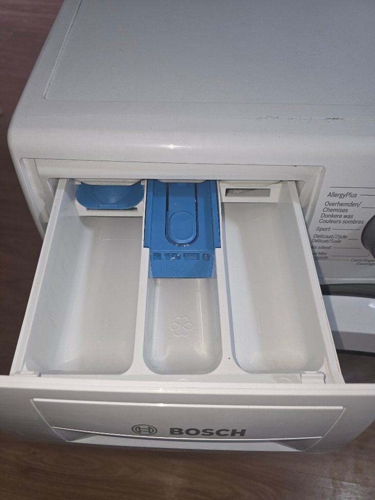 Machine a laver Bosh, 6 à 8 kg, Classe énergétique A ou plus économe, Chargeur frontal, Enlèvement