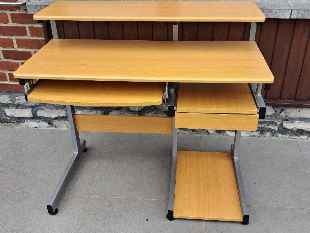 Table d'ordinateur, Bureau d'ordinateur, Comme neuf, Enlèvement, Avec tiroirs