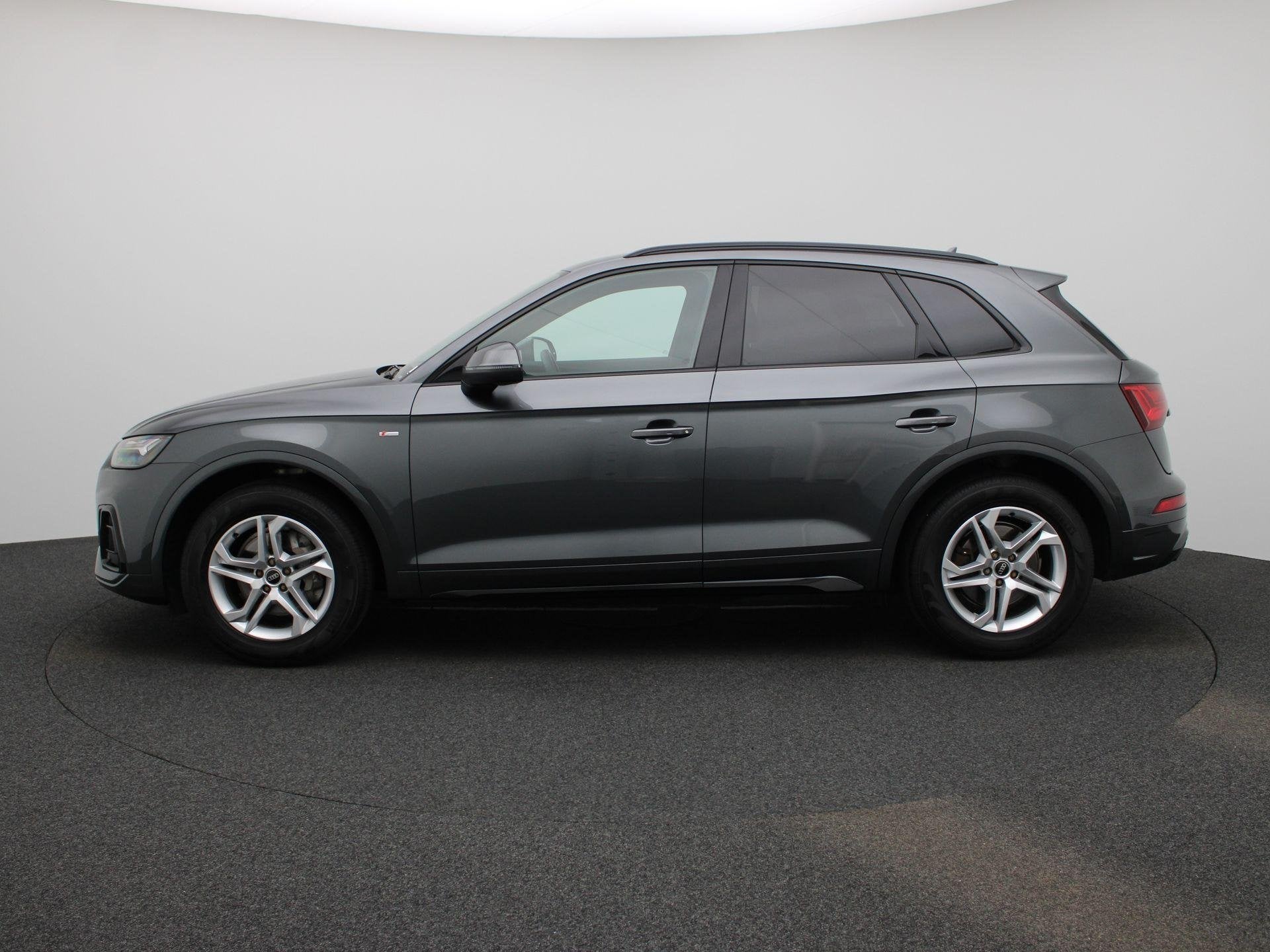 Audi Q5 35 TDI S tronic S line (automatique), Autos, Argent ou Gris, Entreprise, 5 places, Automatique