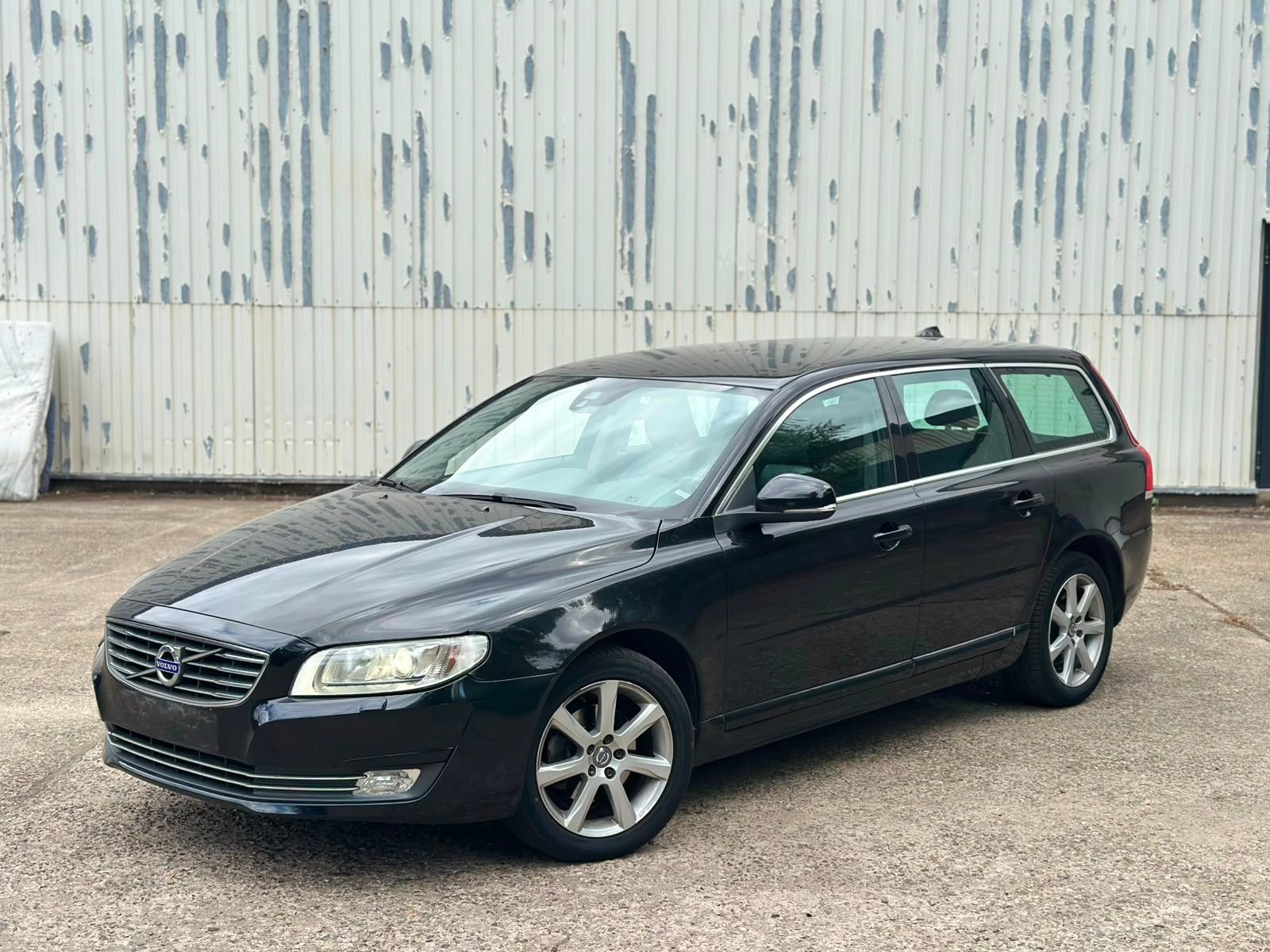 Volvo V70 2.0 diesel Automat 2015 360.000Km, Automaat, V70, Diesel, Particulier