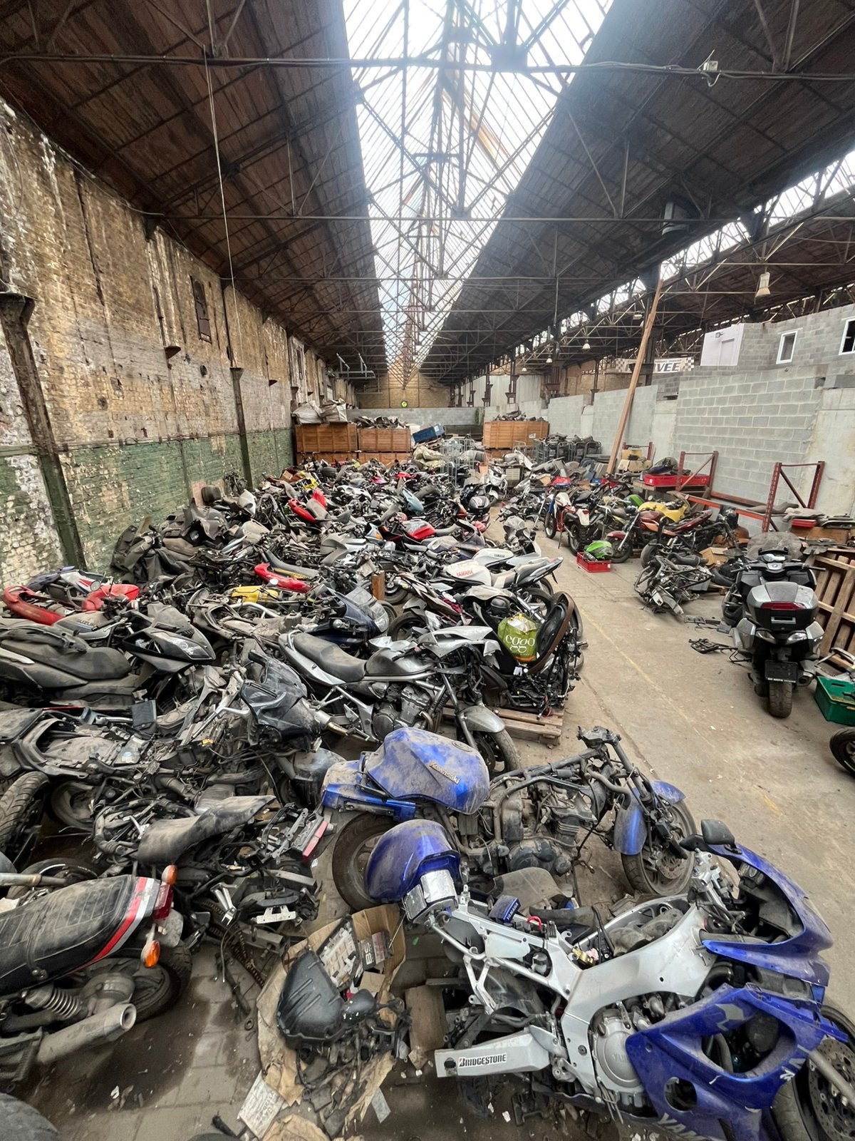 Motorfiets voor onderdeel, Boeken, Ophalen of Verzenden, Zo goed als nieuw