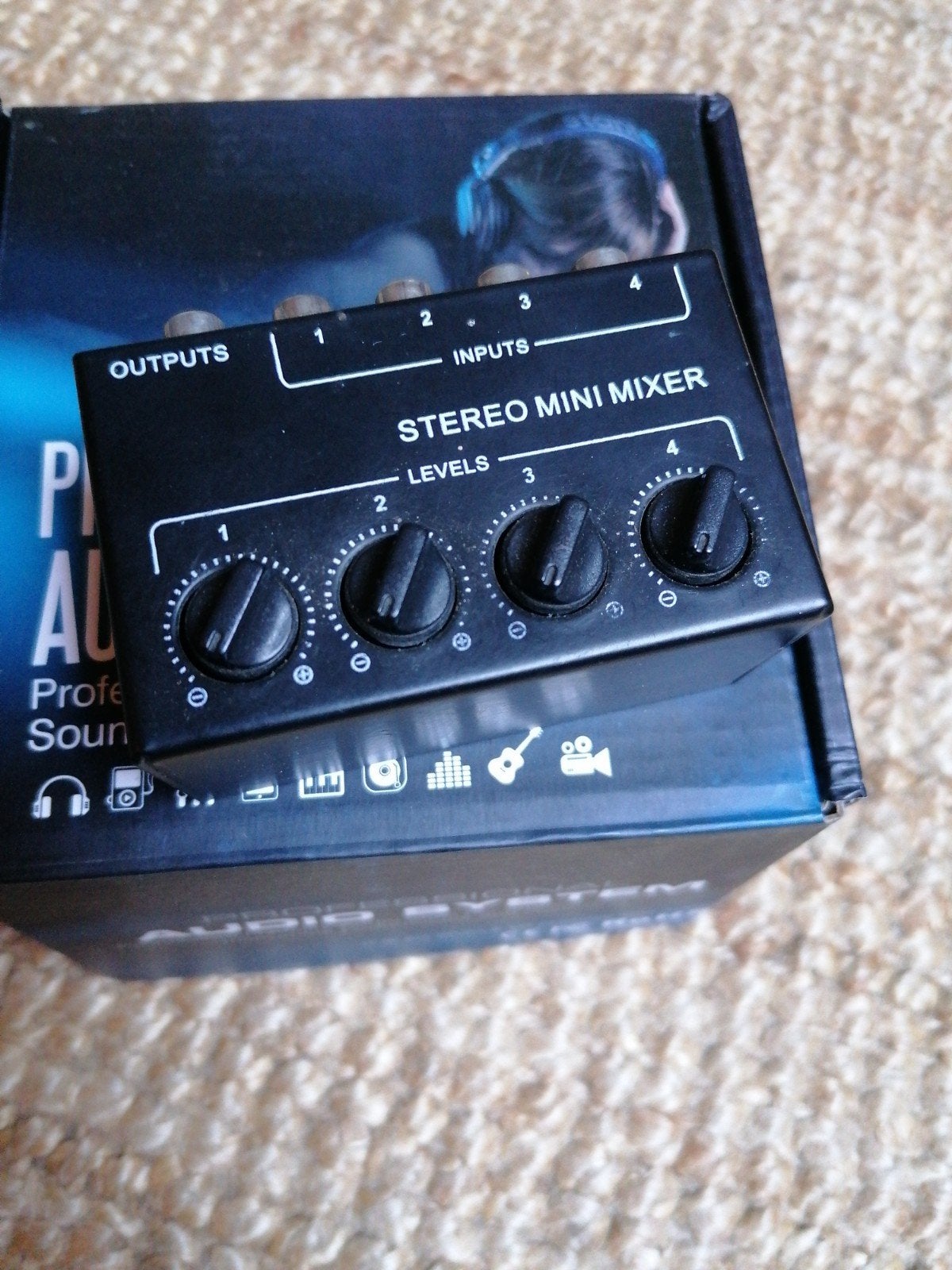 Stereo mini mixer, Musique & Instruments, Enlèvement ou Envoi