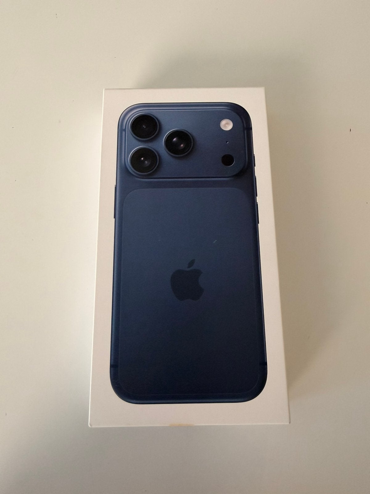 Iphone 17 Pro 256GB, Ophalen, Zo goed als nieuw