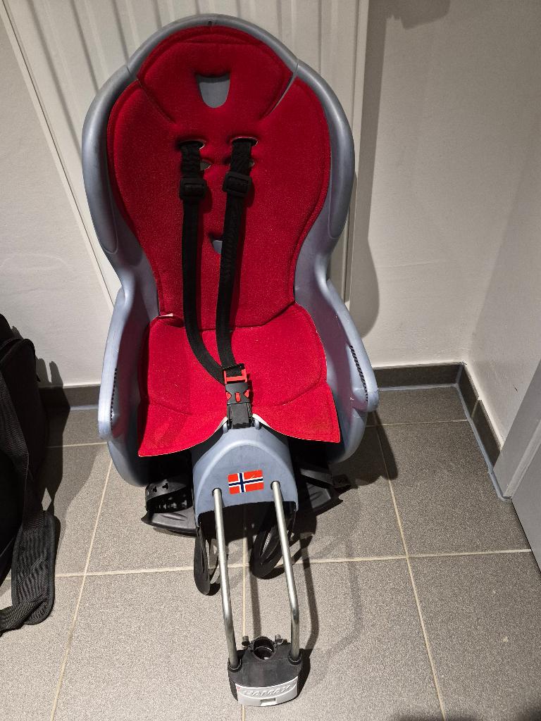 Siège vélo arrière HAMAX rouge, Vélos & Vélomoteurs, Enlèvement, Repose-pieds