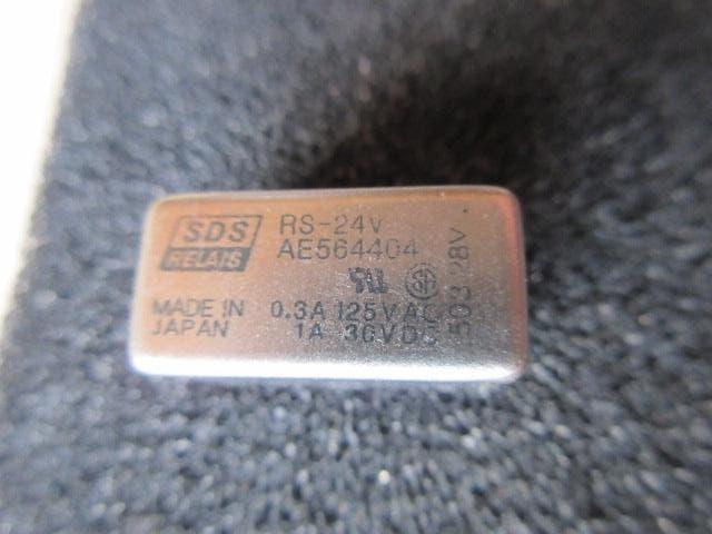 HIGH SPEED RS-24V  REED RELAY AE564404 SDS, Enlèvement ou Envoi, Neuf