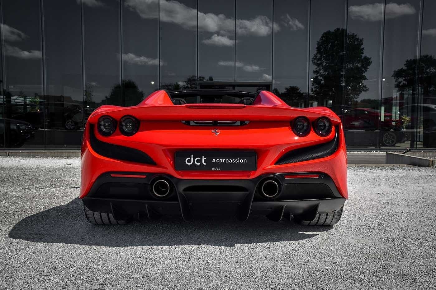 Ferrari F8 Spider 3.9 V8 Only 9500 KM! Extended Warranty FUL, Auto's, Automaat, 529 kW, Gebruikt, Cabriolet