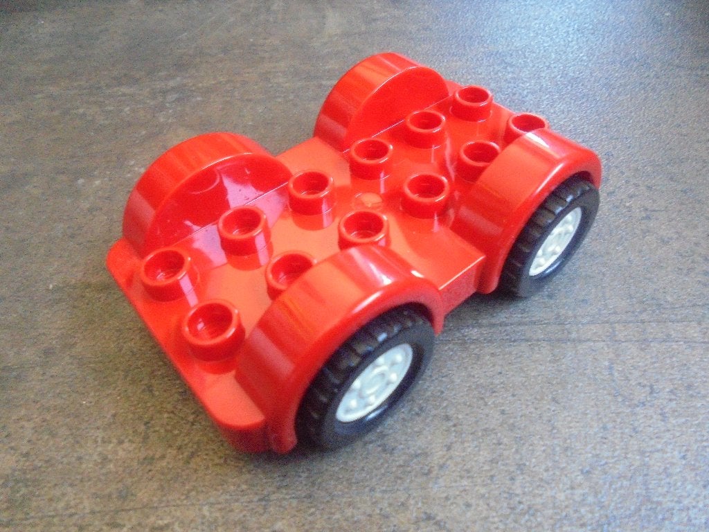 Lego Duplo Car Base 2x6 with Fixed Axles (zie foto's), Kinderen en Baby's, Ophalen of Verzenden, Gebruikt, Losse stenen, Duplo