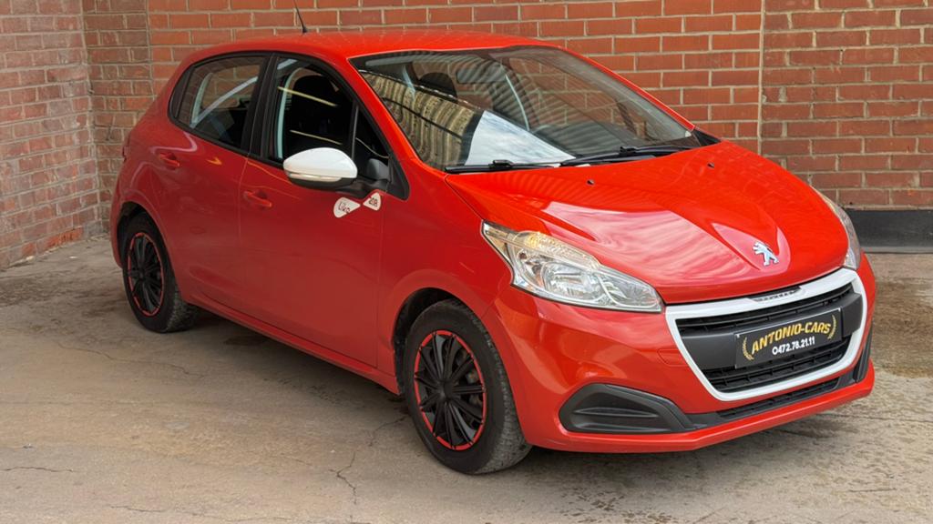 Peugeot 208 1.6HDI Like EURO-6b prete à immatriculer, Auto's, 75 kW, Euro 6, 1600 cc, Bedrijf